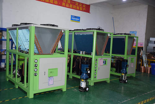 螺桿式冷水機在化工行業的應用
